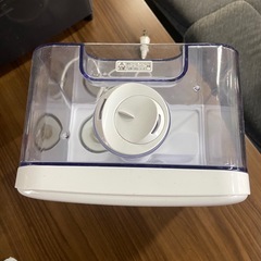 IRIS OHYAMA 卓上加湿器　2021年製の画像