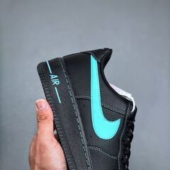 新品未使用 Nike　ナイキ　スニカーの画像