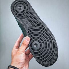 新品未使用 Nike　ナイキ　スニカーの画像