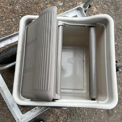 モップと絞り機の画像
