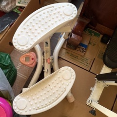 足踏み健康器具の画像