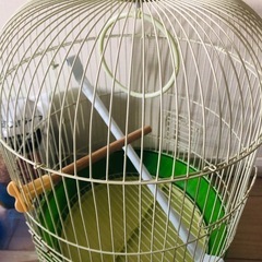 ゲージ＆新品未開封餌1.6kg＆止まり木＆水浴びトレイ、餌入れbox　小鳥、インコ、文鳥などの画像
