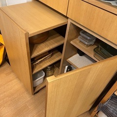 無印良品　食器棚　無垢材　　　の画像