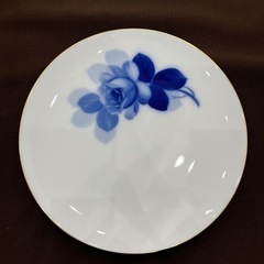 【ジャングルジャングル 岸和田和泉インター店】大倉陶園 27cmプレート ブルーローズ 和皿 大皿 ミート皿 食器 ギフト 白磁  和泉市 堺市 岸和田市 泉大津市 高石市 泉北郡熊取町の画像