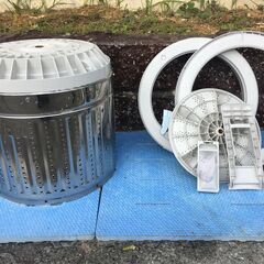 洗濯機の分解クリーニング行っています！配送設置込み　ハイアール7.0K洗濯機　2017年製　分解クリーニング済み！！の画像