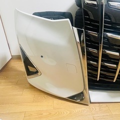 アルファード30 フロント　バンパー　パールの画像