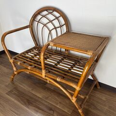 【中古】籐 ラタン製ベンチ付サイドテーブルの画像