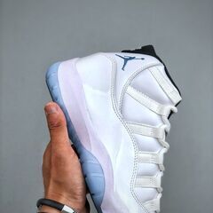 新品未使用 Nike　ナイキ　スニカーの画像