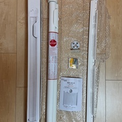 [新品未使用]ベビーゲート、スクリーンKiddyguard assureの画像
