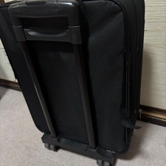 【取引中】キャリーバック　キャリーケースの画像