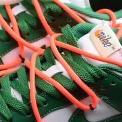 新品未使用 Nike　ナイキ　スニカーの画像