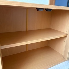 棚 ガラス扉 食器棚 コレクションの画像
