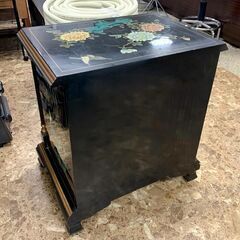 中国美術 三杯引き取り収納 収納棚 小物箪笥 3段チェスト 整理箪笥 札幌 東区の画像