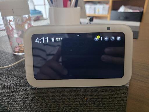 Echo Show 5 第3世代 スマートスピーカー (a.k.k.h) 岩倉の