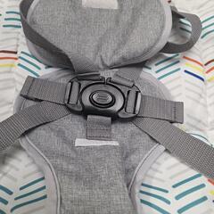 LARUTAN Deluxe Bassinet グレー電動の画像