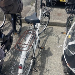 【無料】シングル自転車差し上げます（鍵なし・パンクあり・サビあり）の画像