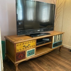 テレビボードの画像