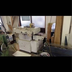 大工さん木材機械の画像