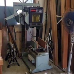 大工さん木材機械の画像
