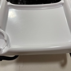 テーブルに取り付ける子供いすの画像