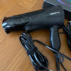ドライヤー　ストレートアイロン　ドライヤーブラシ　セット価格
　の画像