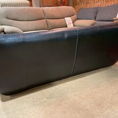 【愛品館 市原店】合皮張り2人掛けソファロータイプの画像