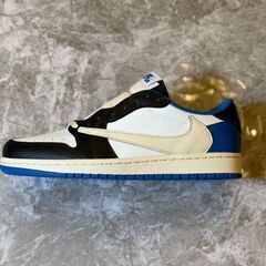 新品未使用 Nike　ナイキ　スニカーの画像