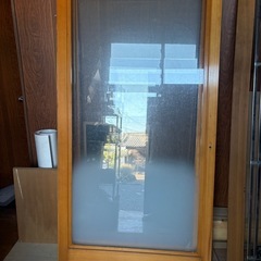 レトロ感サッシの画像