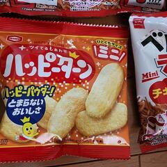 ベビースターラーメン12個とハッピーターンミニ2個 まとめてどうぞ！ お菓子 おやつに！　　　旭市からの画像