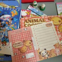 小学生用文房具などの画像