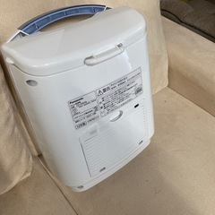 Panasonic ふとん乾燥機 2012年製の画像