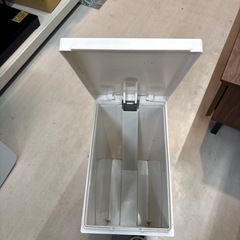 【ゴミ箱20L】【ニトリ】クリーニング済み【管理番号10808】野の画像