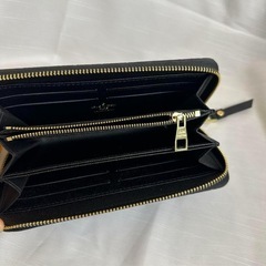 ルイヴィトン長財布 
値下げ交渉okの画像