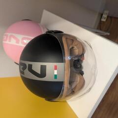 処分品の処分  ビスレイのキャビネットと釣り竿とヘルメット2つをおつけいたしますの画像