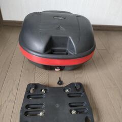 バイク用リヤボックスの画像