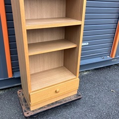 無料　本棚の画像