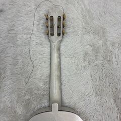 Kobe Garcia クラシックギター 白 ホワイト 全長約92cm 最大幅約33.5cm ナイロン弦仕様 アコースティックギターの画像