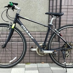 通勤　通学に1  シルバー　クロスバイク XS  2018年　自転車　GIANT 　 チェーン　シート新品　東京　仙川　武蔵野市　三鷹市　　京王線　仙川駅　中央線　吉祥寺駅　三鷹駅　　　　の画像