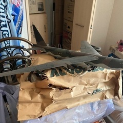 複数の飛行機プラモデルです。修理がお好きな方いましたら、取りにきてくれる方を優先にお譲りします。の画像
