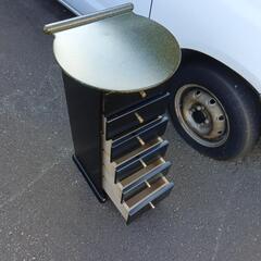 カリモク電話台の画像