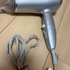 ドライヤーあげますの画像