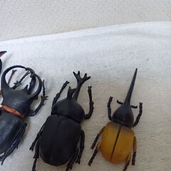 カブトムシフィギィア１１匹①の画像