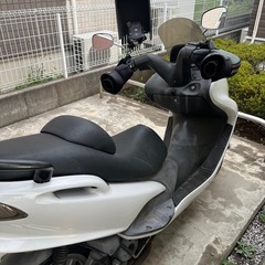 マジェスティ125 自賠責R9 新品部品の画像
