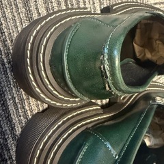 CHARLES & KEITH  ローファーの画像