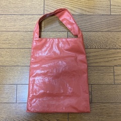 バッグ 前にポケット付きの画像