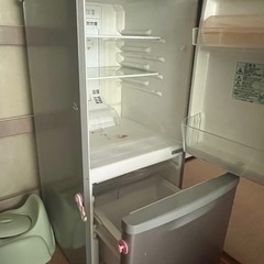 冷蔵庫の画像