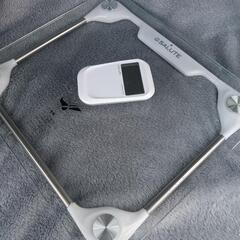ガラス製体重計の画像