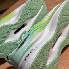 🥀レディス　スニーカー24.5cmの画像