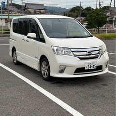 日産セレナ⭐️平成25⭐️ハイブリッド⭐️の画像