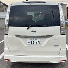 日産セレナ⭐️平成25⭐️ハイブリッド⭐️の画像